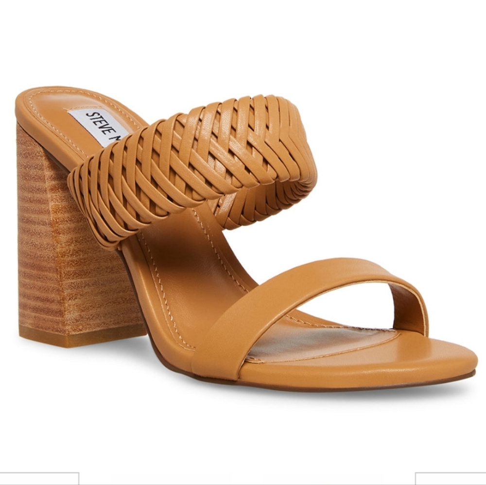 NIB Steve Madden heels size 8